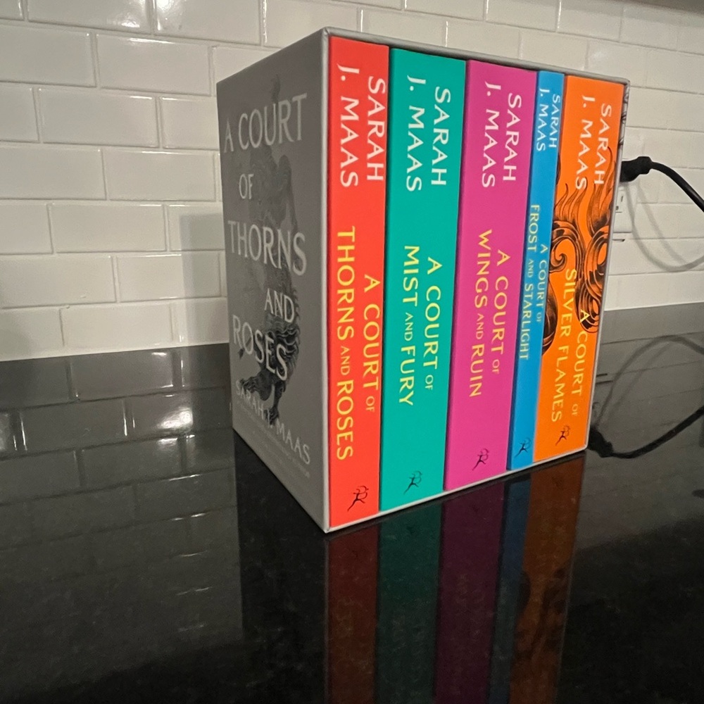 ACOTAR BOOK SERIES